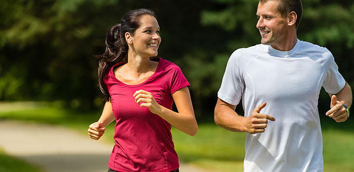 Husband and Wife out on a jog follow health advice from Buckeye chiropractor